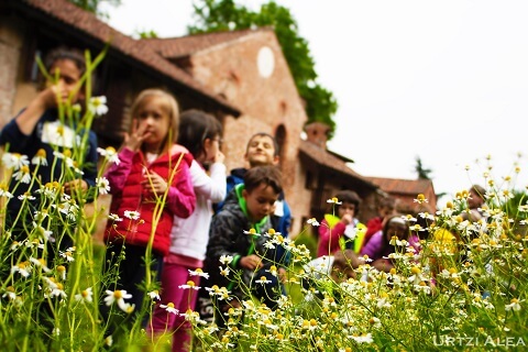 fiori e bambini mulino chiaravalle